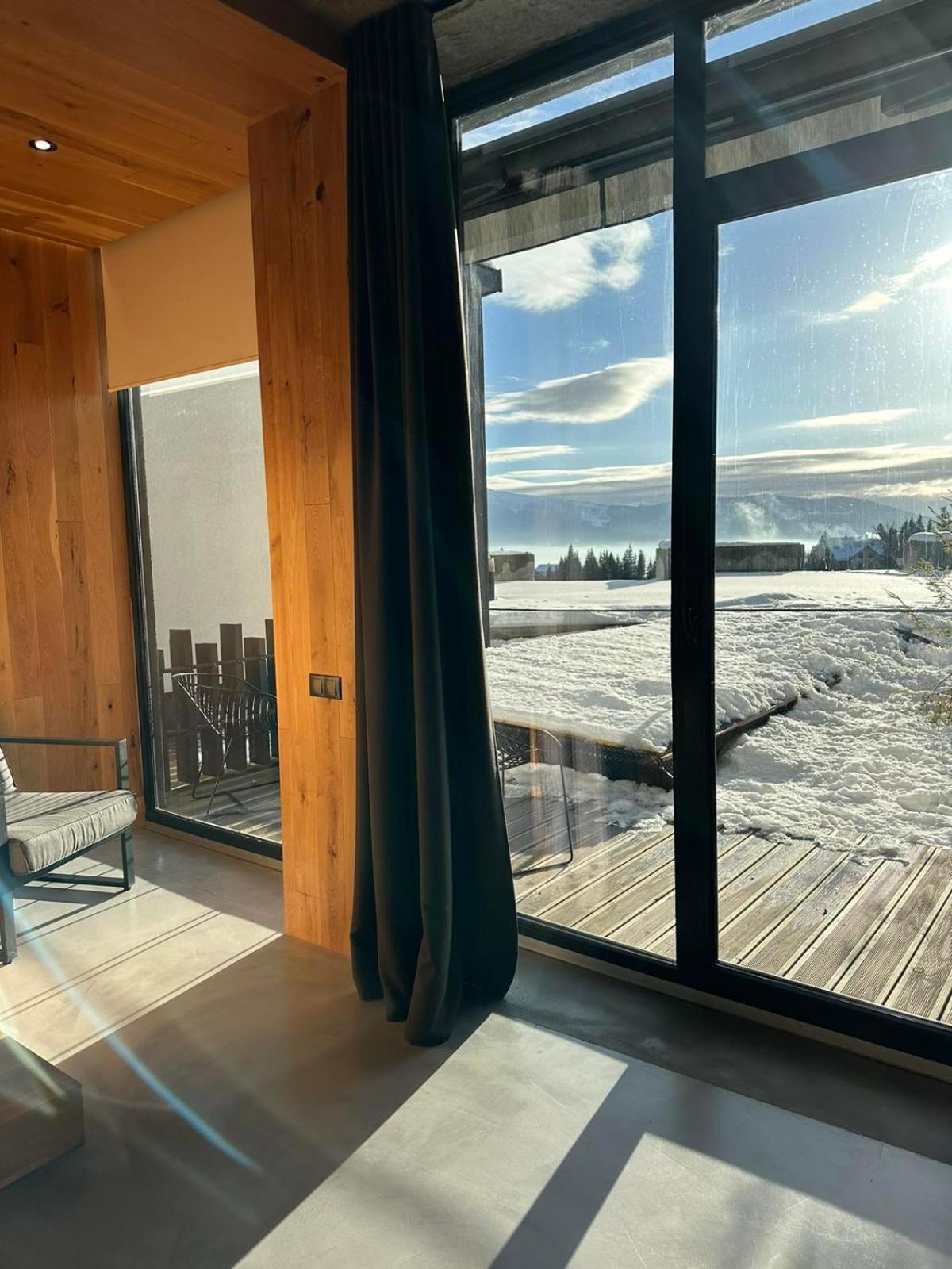 шпиці Hotel&spa Буковель